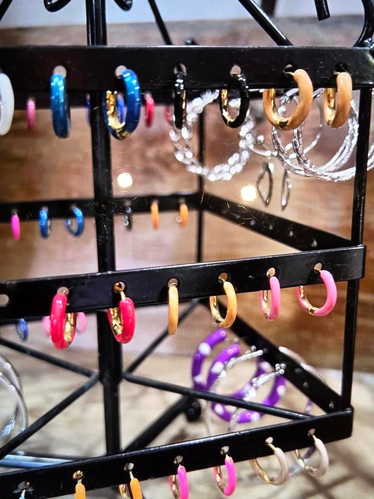 Lot de boucles d'oreilles, Enlèvement
