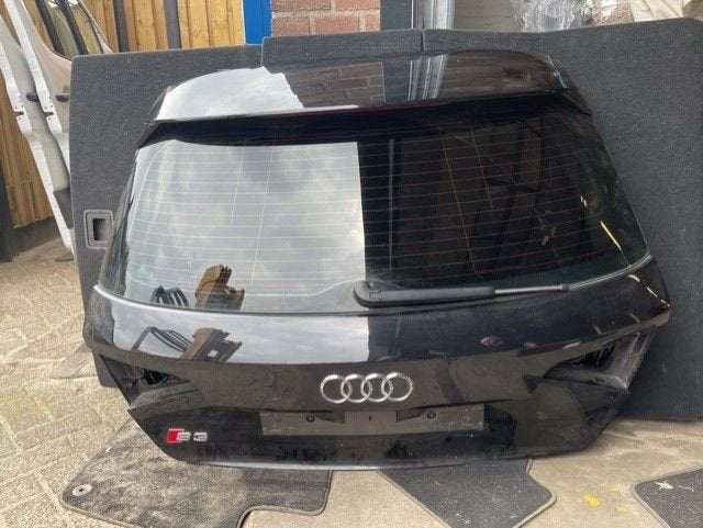 HAYON ARRIÈRE / MALLE LZ9Y Audi S3 Sportback (8VA / 8VF), Autos : Pièces & Accessoires, Auto-Union-Straße  1,
85057  Ingolstadt, DE
