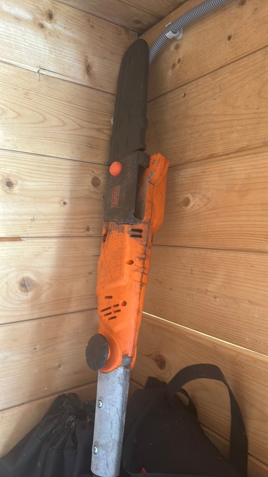 Tronçonneuse télescopique Black & Decker, Jardin & Terrasse, Enlèvement, Utilisé, Électrique