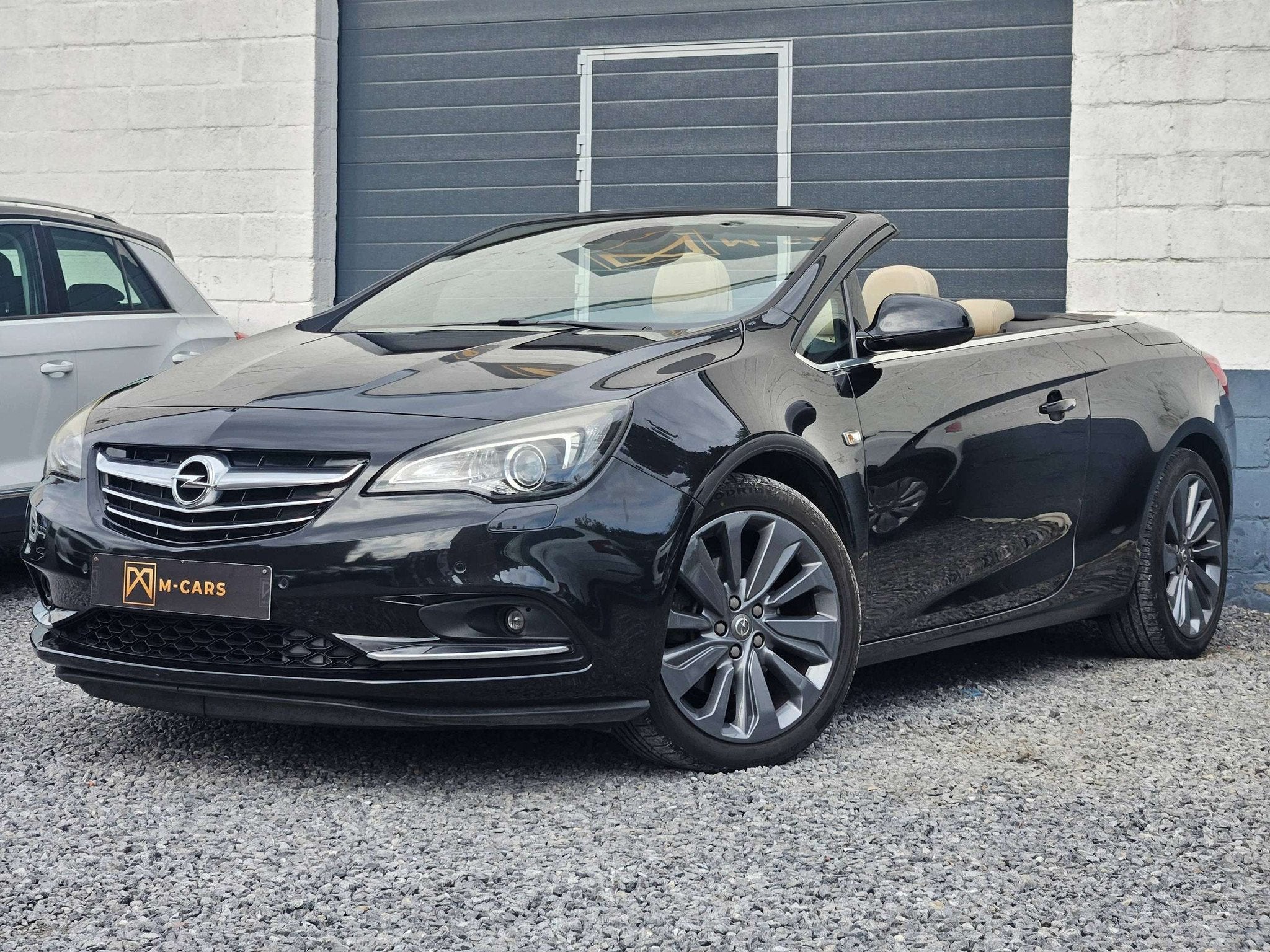 Opel Cascada CAMERA * CUIR CHAUFFANT * GPS *, Autos, Cuir, Entreprise, Cabriolet, Boîte manuelle