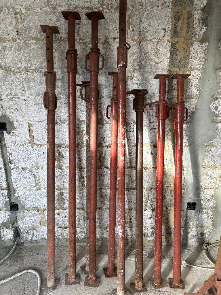 Etançon de maçonnerie, Enlèvement, Utilisé, Fer