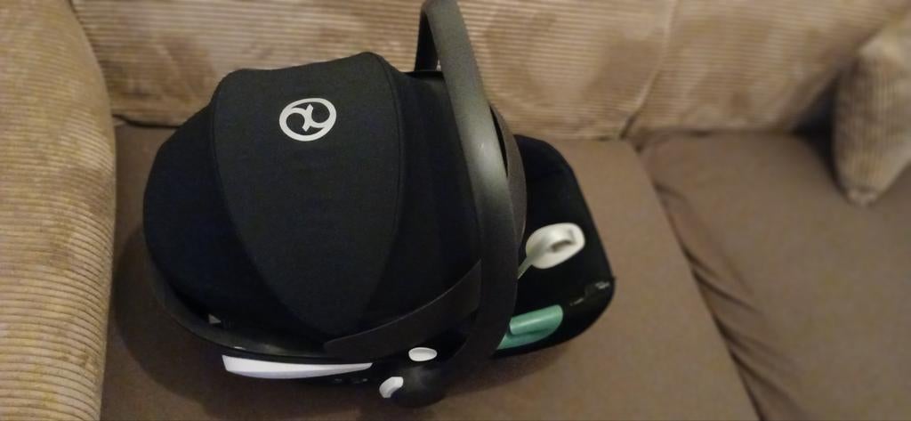 Siège auto pour bébé Cybex, Enlèvement