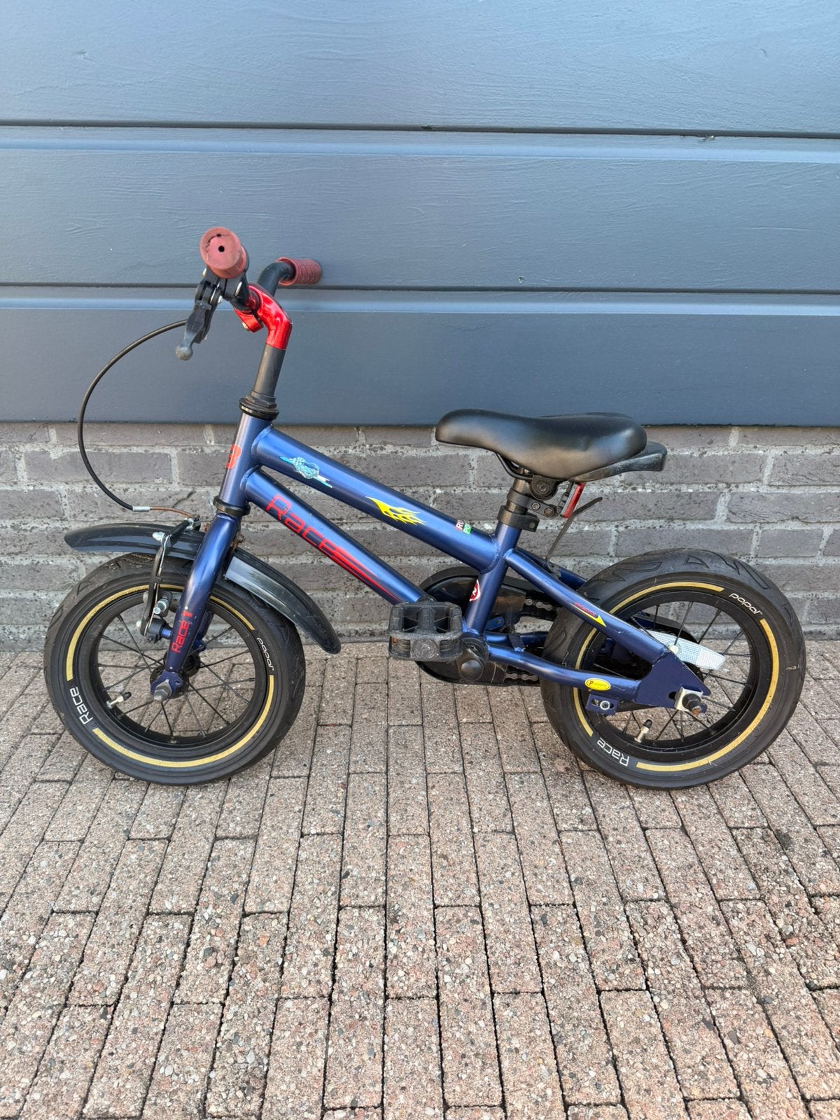Race kinderfiets 12 inch – gebruikt, Fietsen en Brommers, Ophalen, Zo goed als nieuw, Minder dan 16 inch