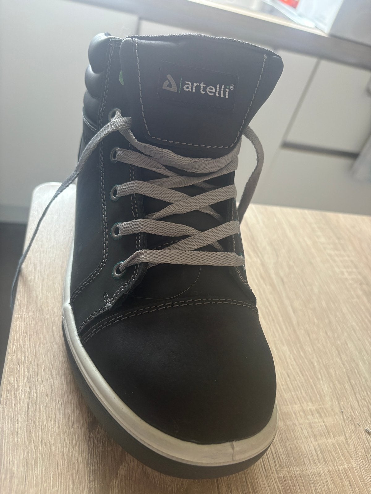 Veiligheidschoenen Artelli, Doe-het-zelf en Bouw, Ophalen, Nieuw