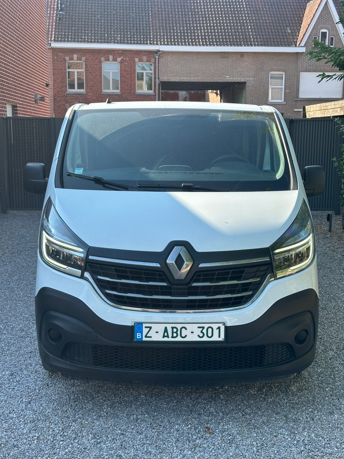Trafic 6 place utilitaire, Bluetooth, Achat, Euro 6, Entreprise
