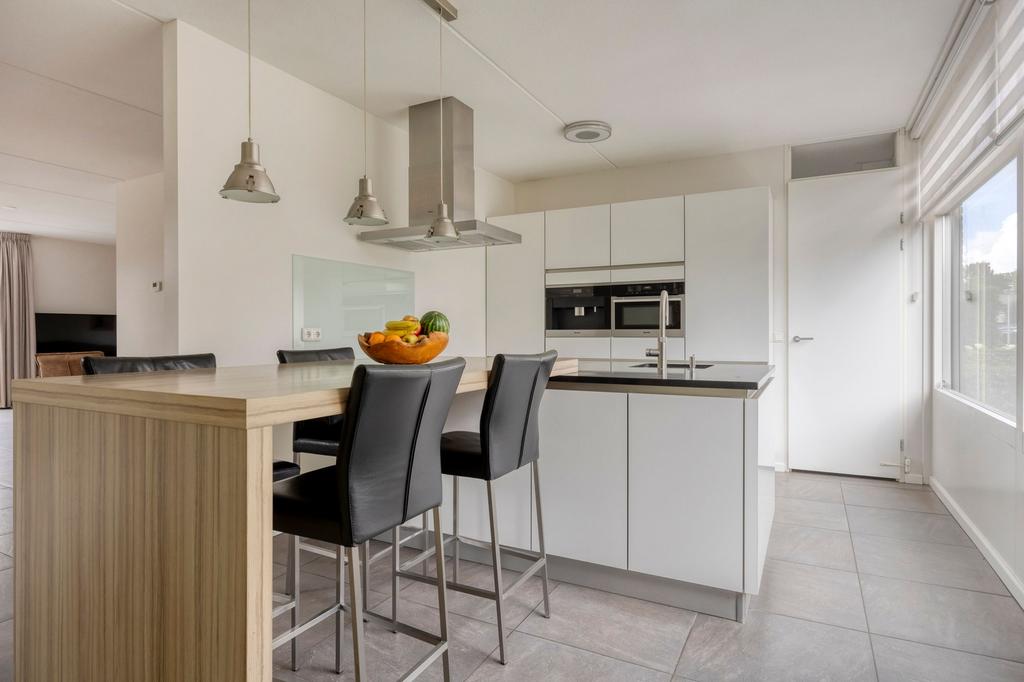 Te koop ️ Helderwitte moderne eilandkeuken ️️, Huis en Inrichting, Keuken | Complete keukens, Zo goed als nieuw, Overige typen