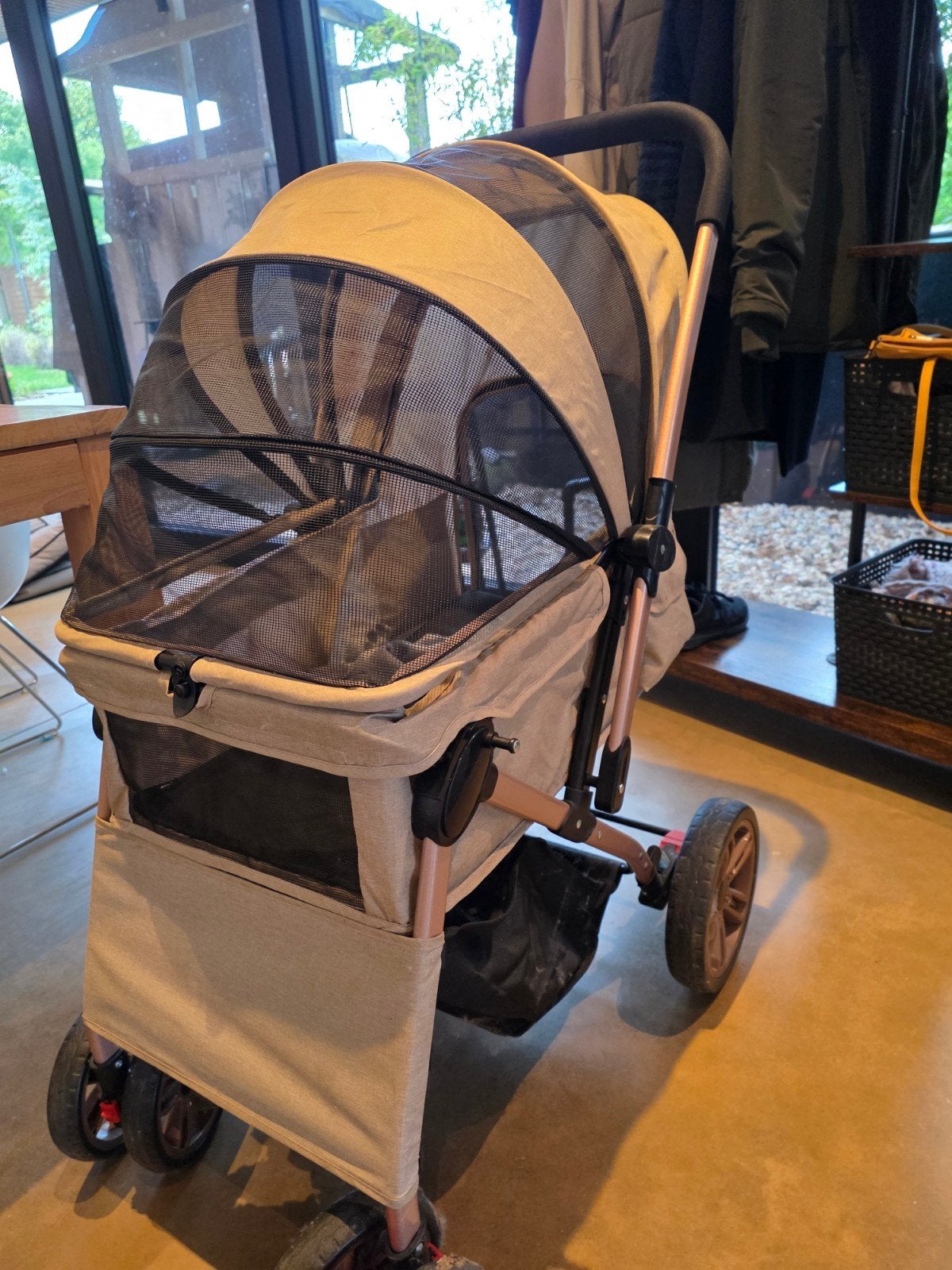 mooie beige hondenbuggy in zeer goede staat, Dieren en Toebehoren, Ophalen