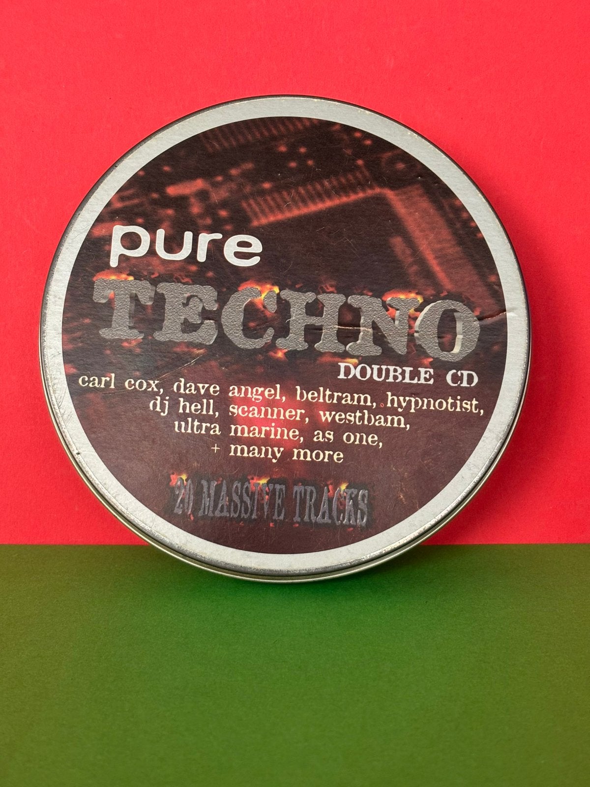 Pure techno 2cd in tinnen box / nieuwstaat, CD & DVD, Envoi, Techno