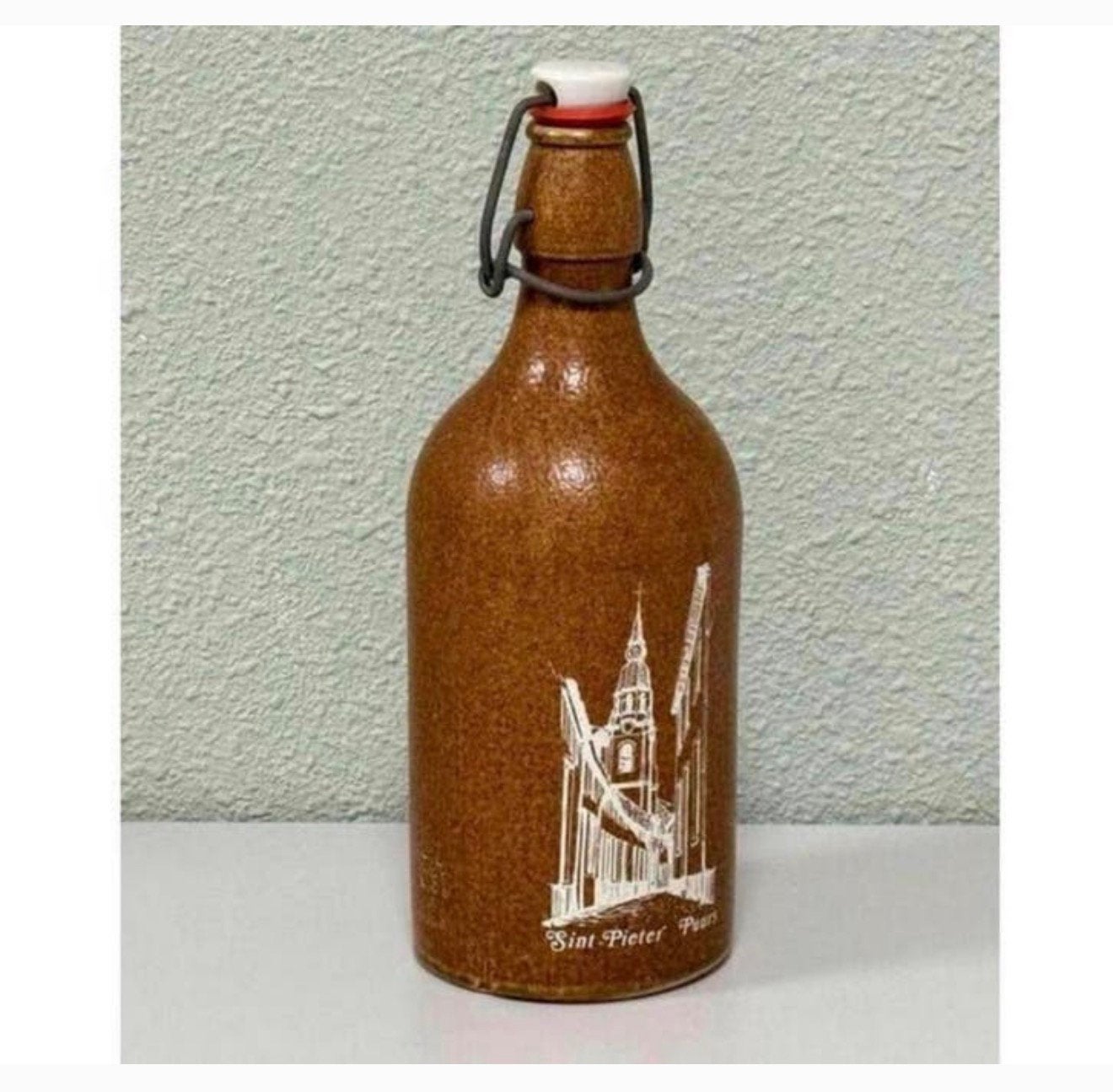 Support de carafe en pierre bouteille grès Saint Peter Puurs, Collections, Marques de bière, Comme neuf, Bouteille(s), Enlèvement ou Envoi