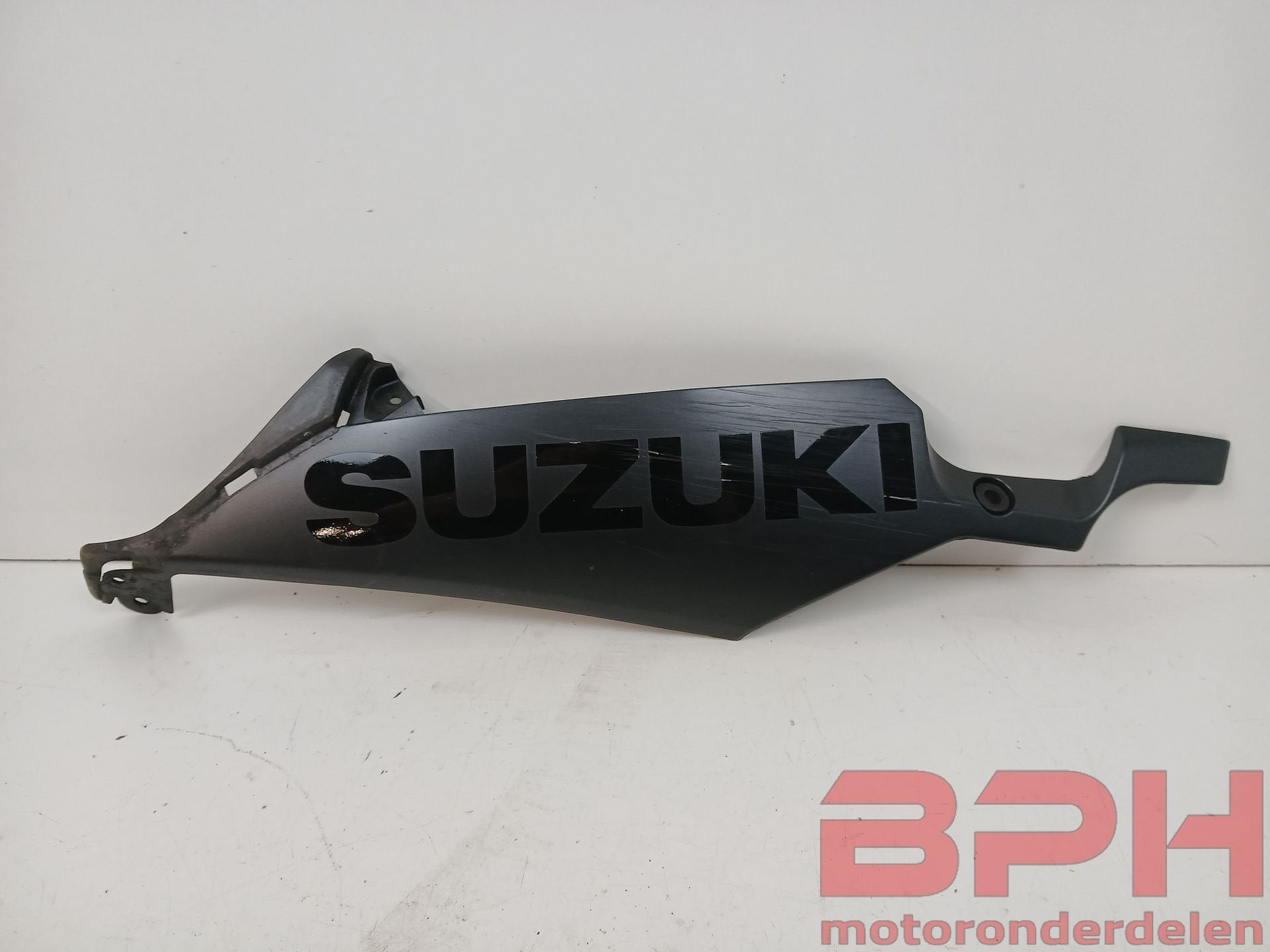Onderkuip links Suzuki GSX-R 600 750 K6 K7 2006 t/m 2007 kui, -, Utilisé, -, -