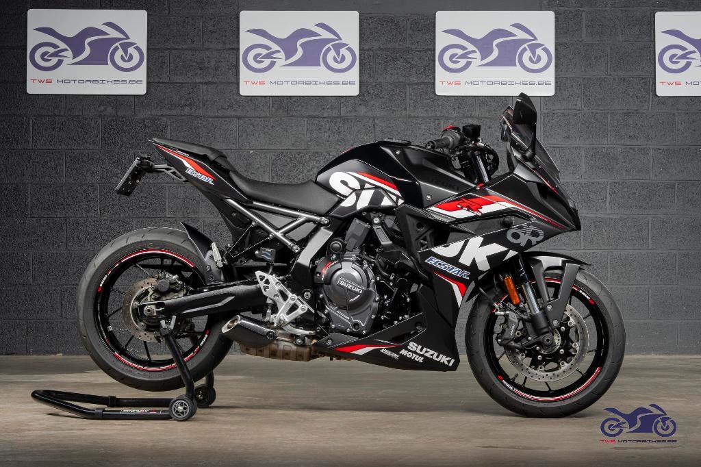Suzuki GSX-8R - 14.000 km, Motoren, Motoren | Suzuki, 2 cilinders, Motorrijbewijs A, Bedrijf, Sport