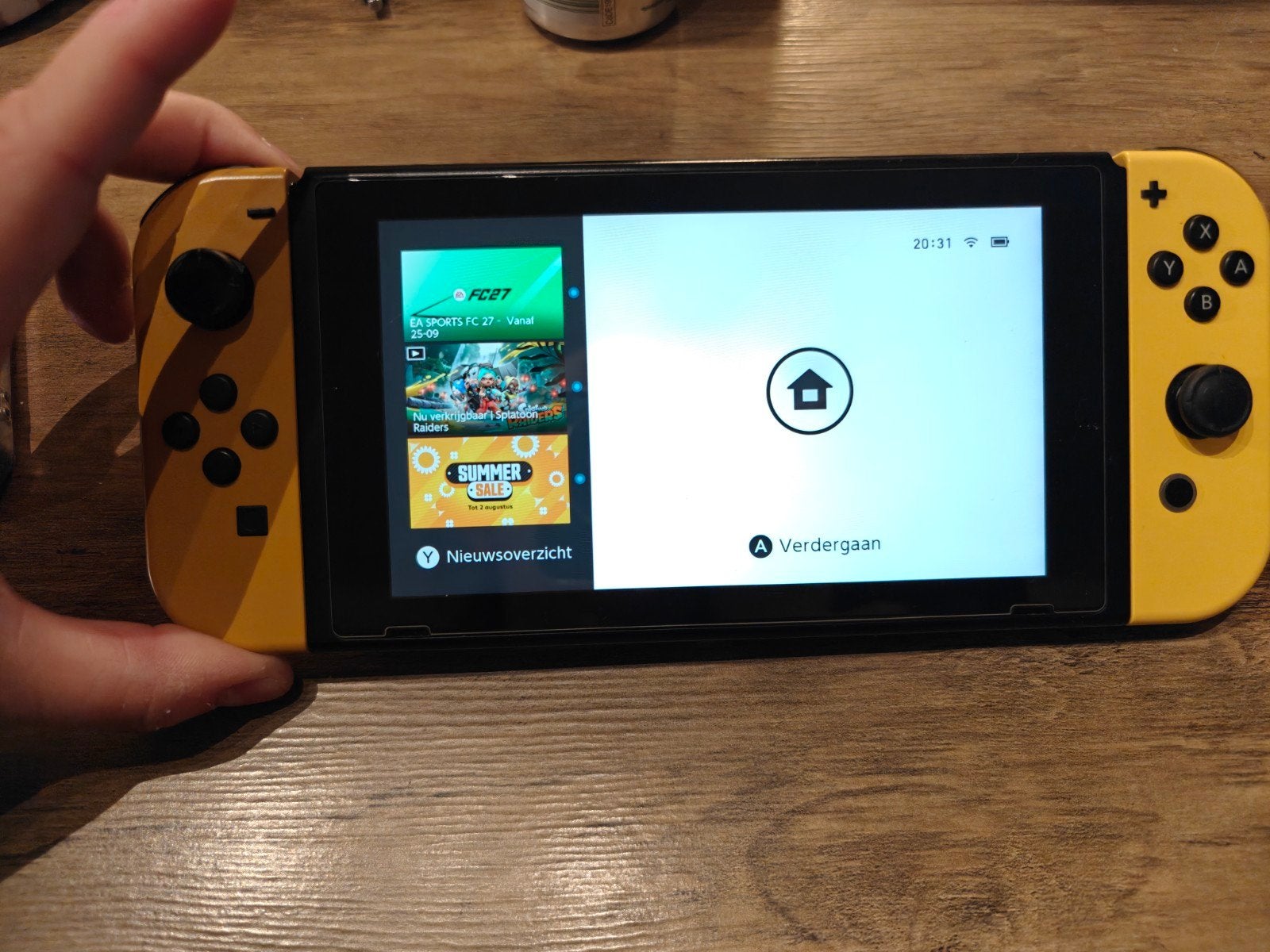 Nintendo switch Pokémon editie, Enlèvement ou Envoi