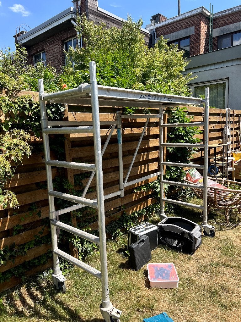Échafaudage/rack mobile ASC avec plate-forme et 4 roues, Bricolage & Construction, Échafaudages, Enlèvement, Utilisé, Échafaudage de façade
