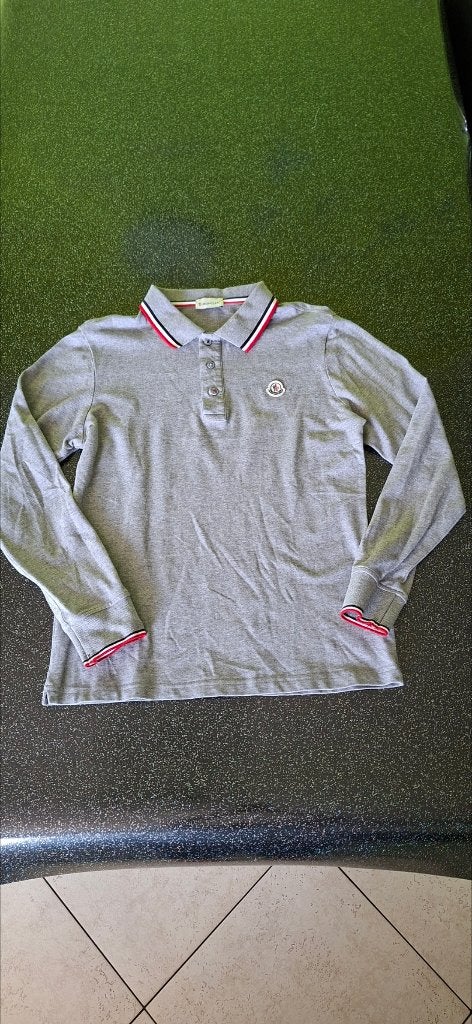 Moncler TM: grijs poloshirt, Ophalen, Zo goed als nieuw, Maat 48/50 (M), Grijs