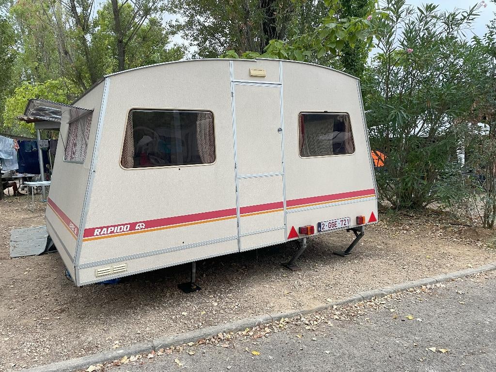 Plooicaravan Rapido Export Matic, Standaardzit, Reservewiel, Omvormbare zithoek, 500 - 750 kg