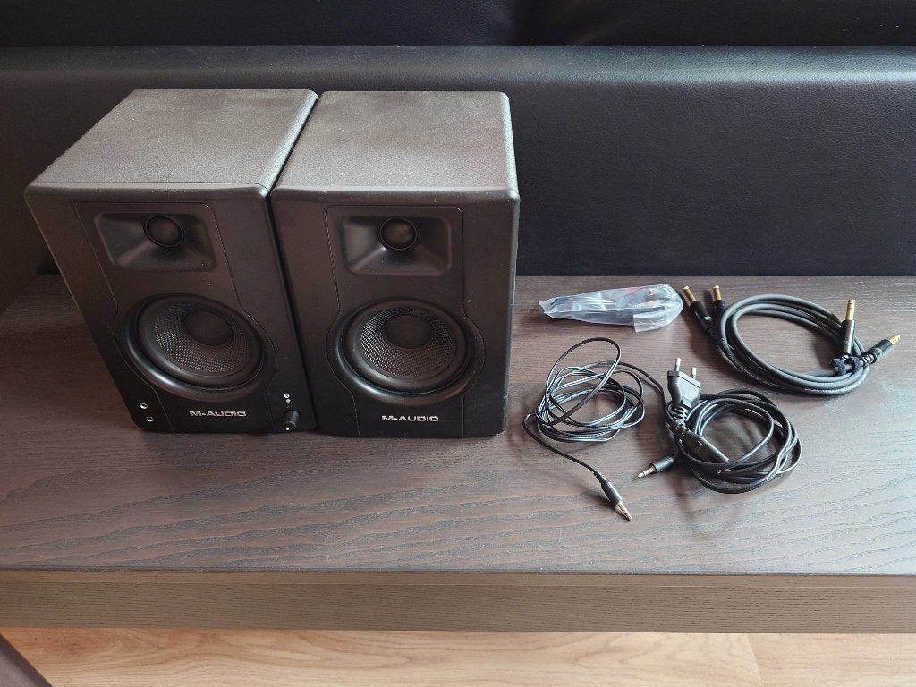 M-Audio BX4-BT + 2x 1m jack cables, Autres marques, Entrée AUX, Moniteur de studio, Enlèvement ou Envoi