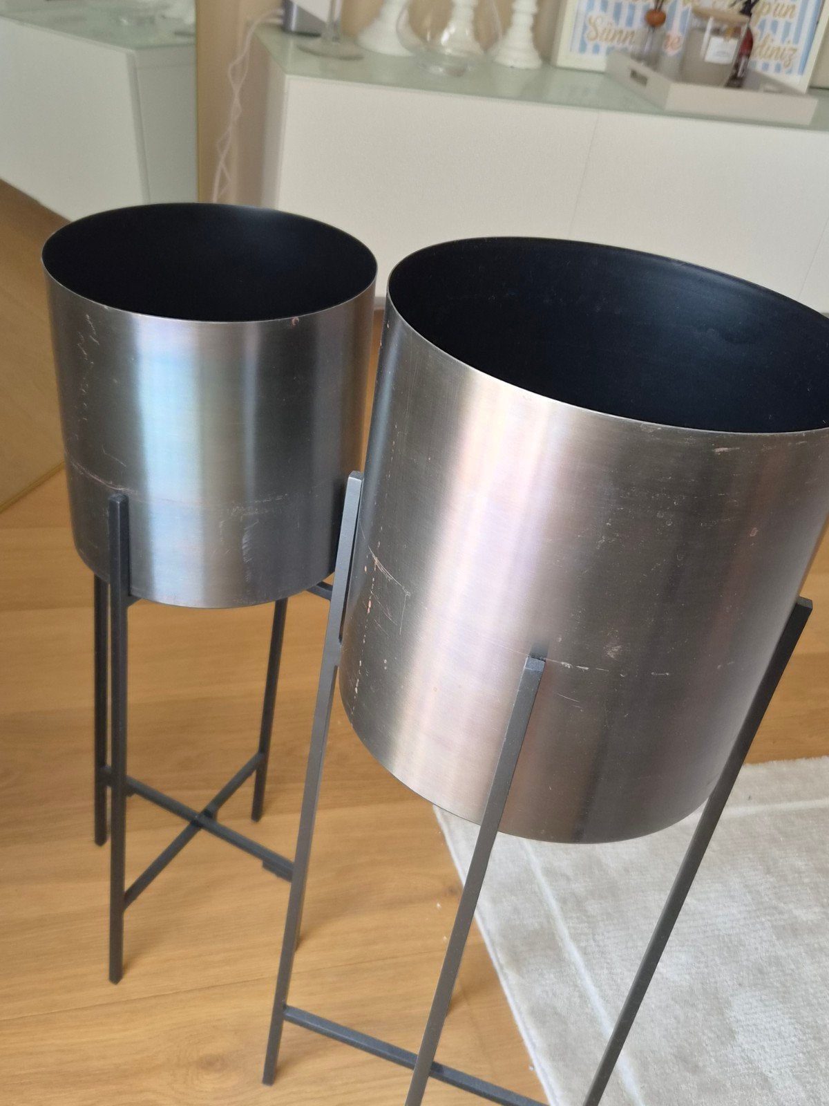 Zwarte standaarden (2 stuks) voor bloembakken:, 40 à 70 cm, 25 à 40 cm, Rond, Comme neuf