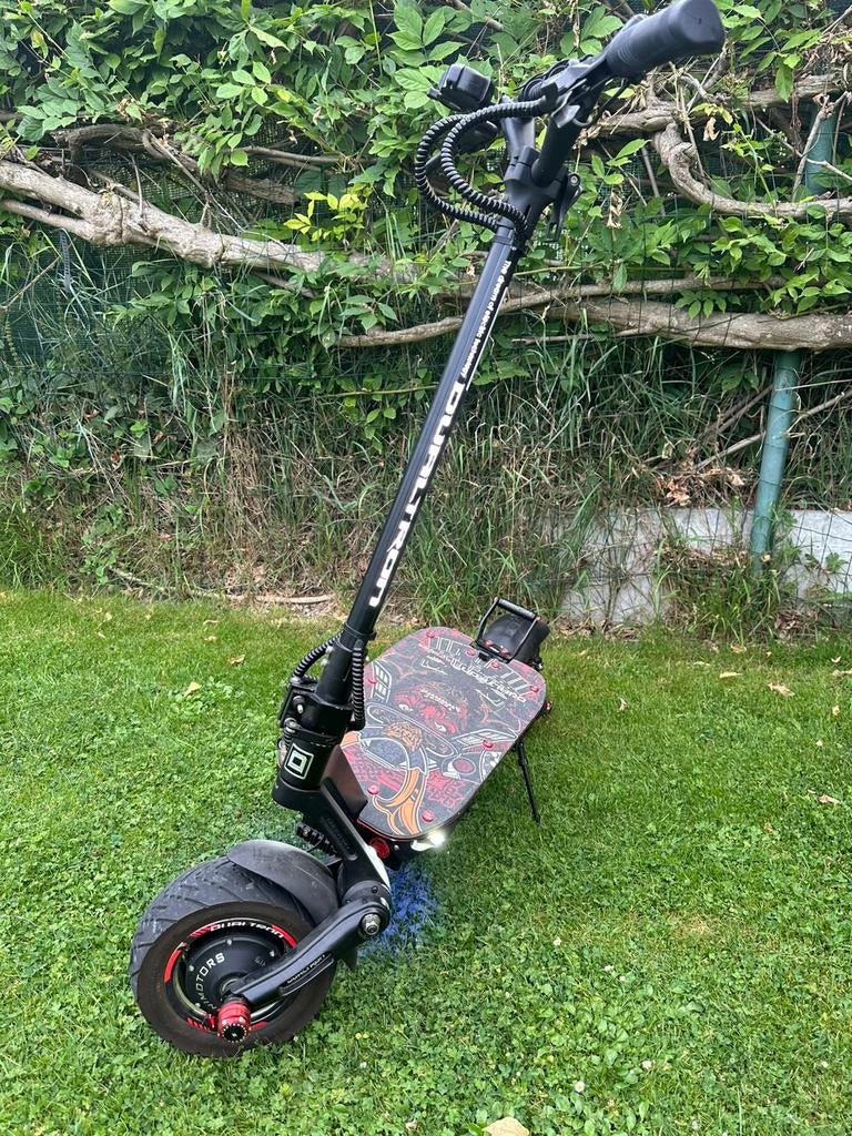 Trottinette électrique, Fietsen en Brommers, Ophalen, Zo goed als nieuw