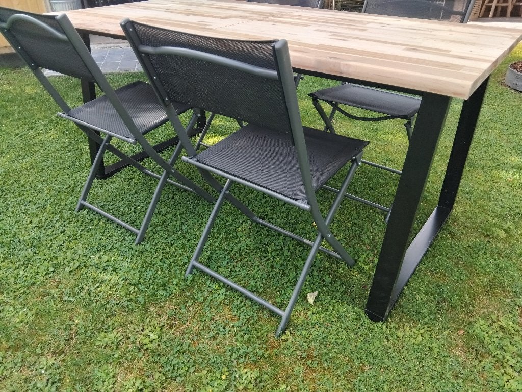 tuintafel massief hout + 4 stoelen nieuw, Ophalen, Nieuw, Hout