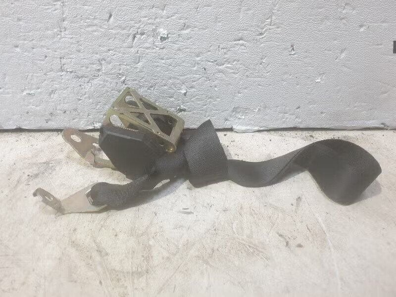 VEILIGHEIDSGORDEL LINKS ACHTER 3 serie Touring (E36 / 3), Enlèvement ou Envoi, Utilisé, Petuelring 130 80809 München, DE, BMW