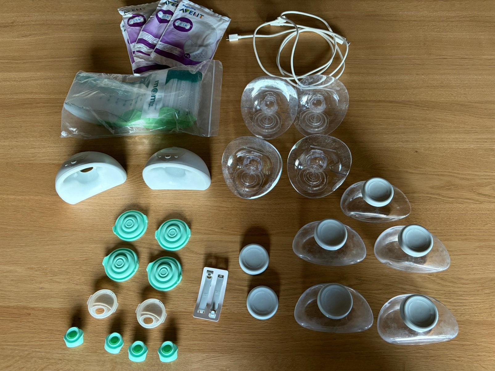 Dubbele Elvie kolf, Kinderen en Baby's, Babyvoeding en Toebehoren, Ophalen, Gebruikt, Draagbaar, Borstkolf