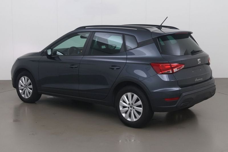 SEAT Arona 1.0 tsi 40th anniversary 95, Autos, Seat, Argent ou Gris, Achat, Entreprise, 1188 kg