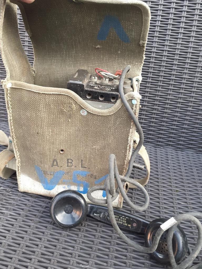 Veldtelefoon EE-8 - ABL, WW2, Vietnam, Korea - Signal Corps, Verzamelen, Ophalen of Verzenden
