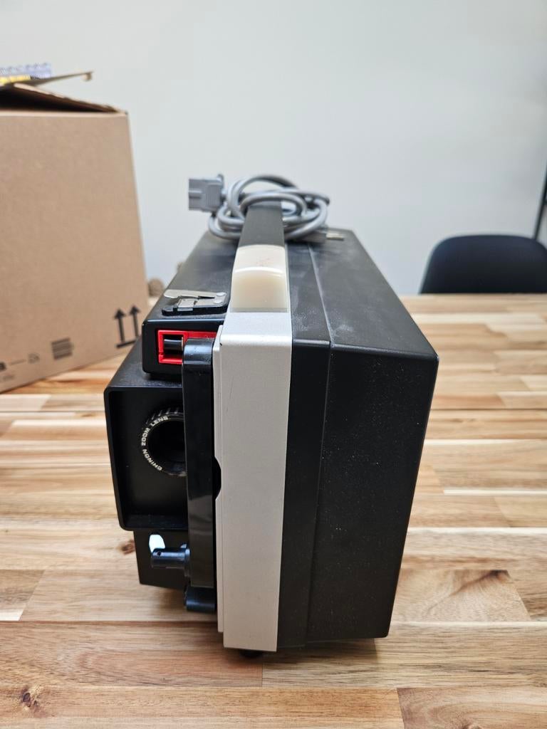 Chinon sound 8500 projector, Ophalen