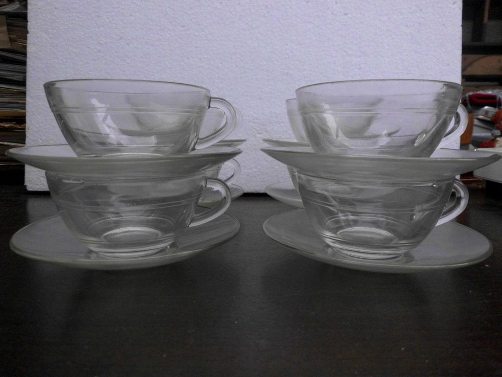 8 tassen met schotel van Duralux made in France, Verre, Enlèvement, Utilisé, Autres styles