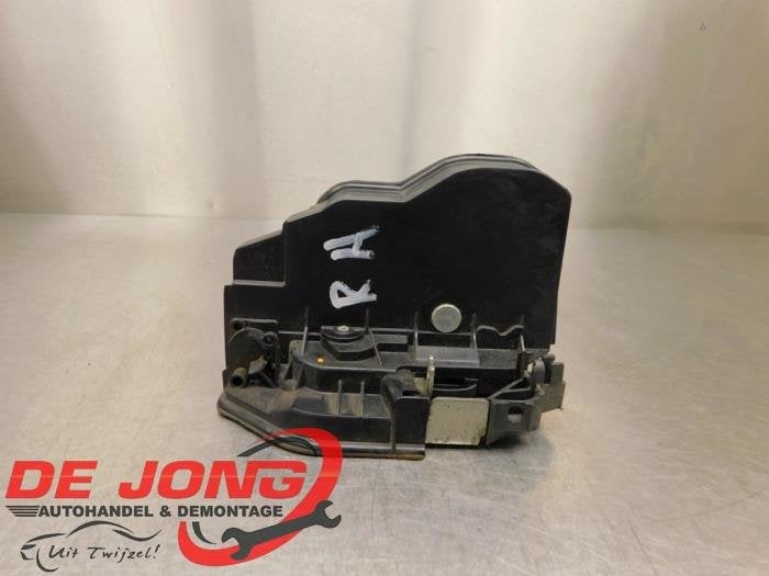 Serrure portière mécanique 4portes arrière droite d'un BM, -, 3 mois de garantie, Utilisé, -