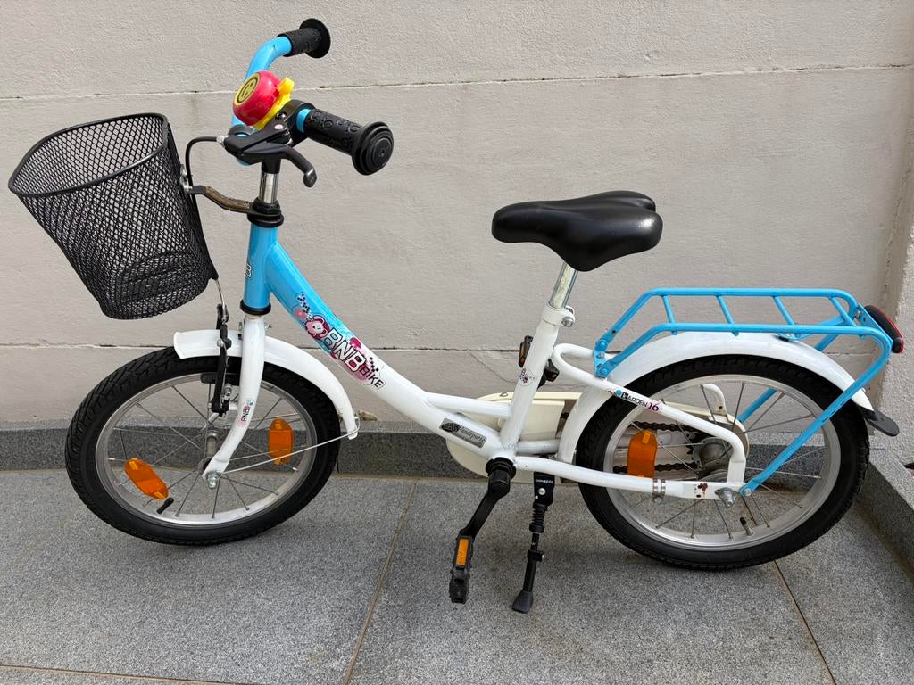 Meisjes fiets van BNB (16 inch) met mandje, Fietsen en Brommers, Fietsen | Kinderfietsjes, Ophalen, Zo goed als nieuw