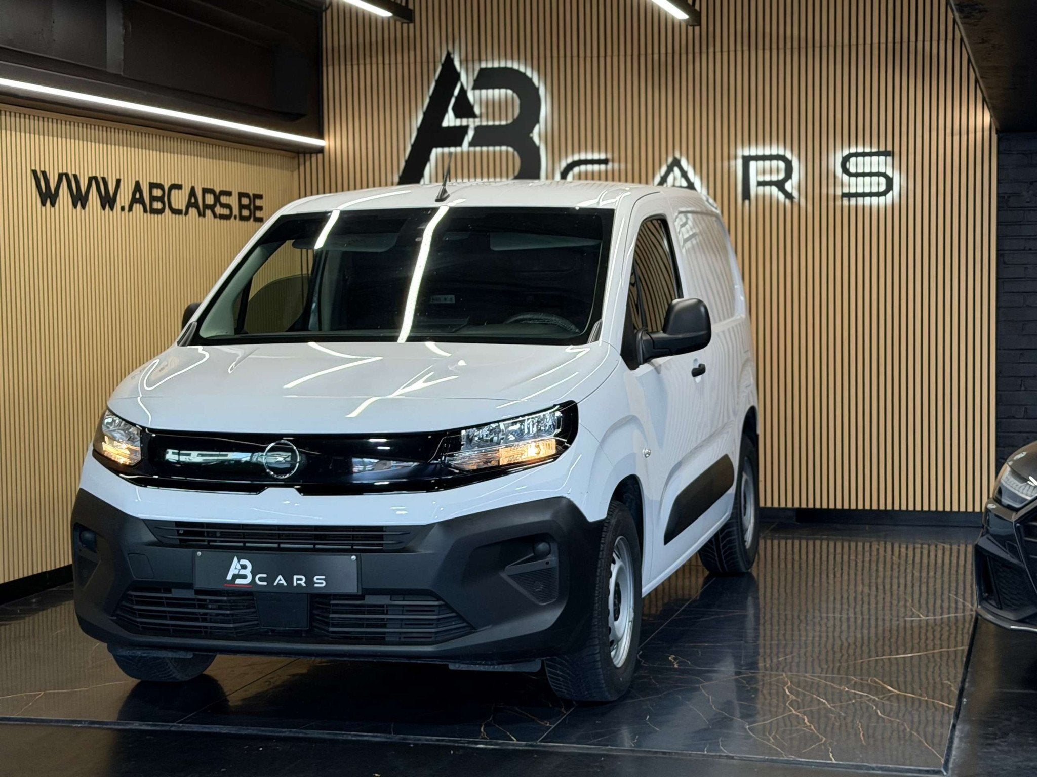 Citroën Berlingo 1.5HDI * UTILITAIRE * GARANTIE 12 MOIS *, Autos, 75 kW, Achat, Euro 6, Entreprise