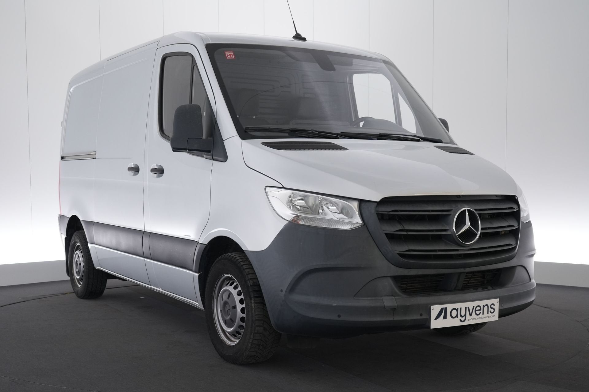 (1YLM331) MERCEDES-BENZ SPRINTER 300 FOU SWB DSL - 201, Voorwielaandrijving, Stof, Gebruikt, Euro 6