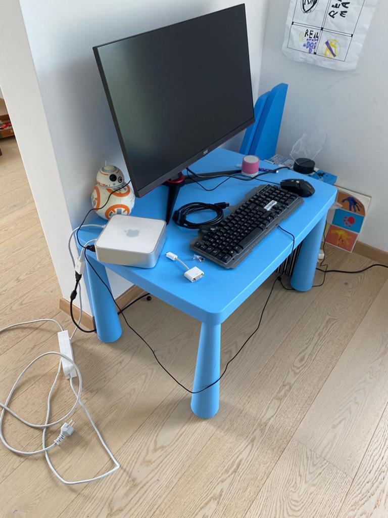 Table pour enfants, Enlèvement, Comme neuf