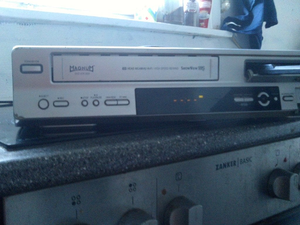 magnum vhs recorder en cd recorder - rw -retro, Audio, Tv en Foto, Videospelers, Ophalen, Gebruikt, VHS-speler of -recorder