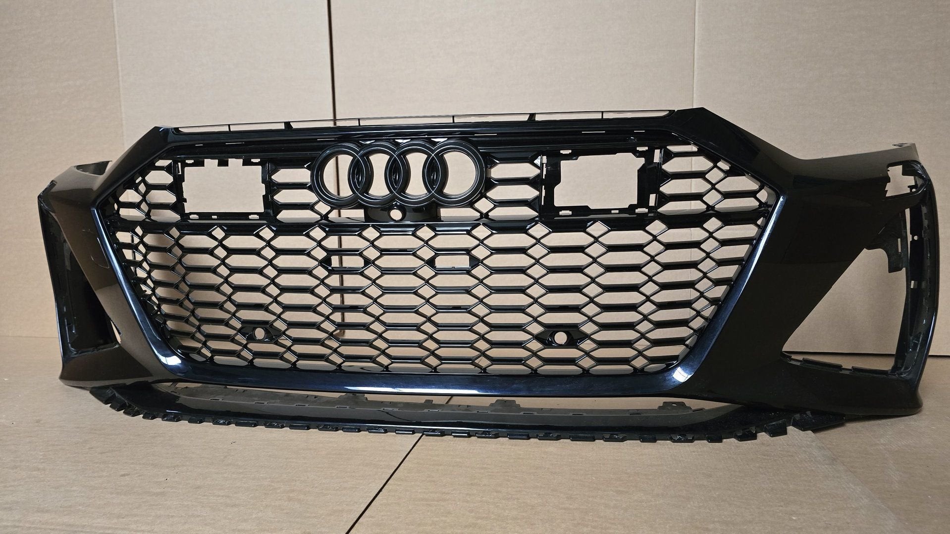 Voorbumper Audi A6 C8 4K RS6 RS 4xPDC KLS ORIGINEEL BUMPER, Gebruikt, -, Voor, Bumper