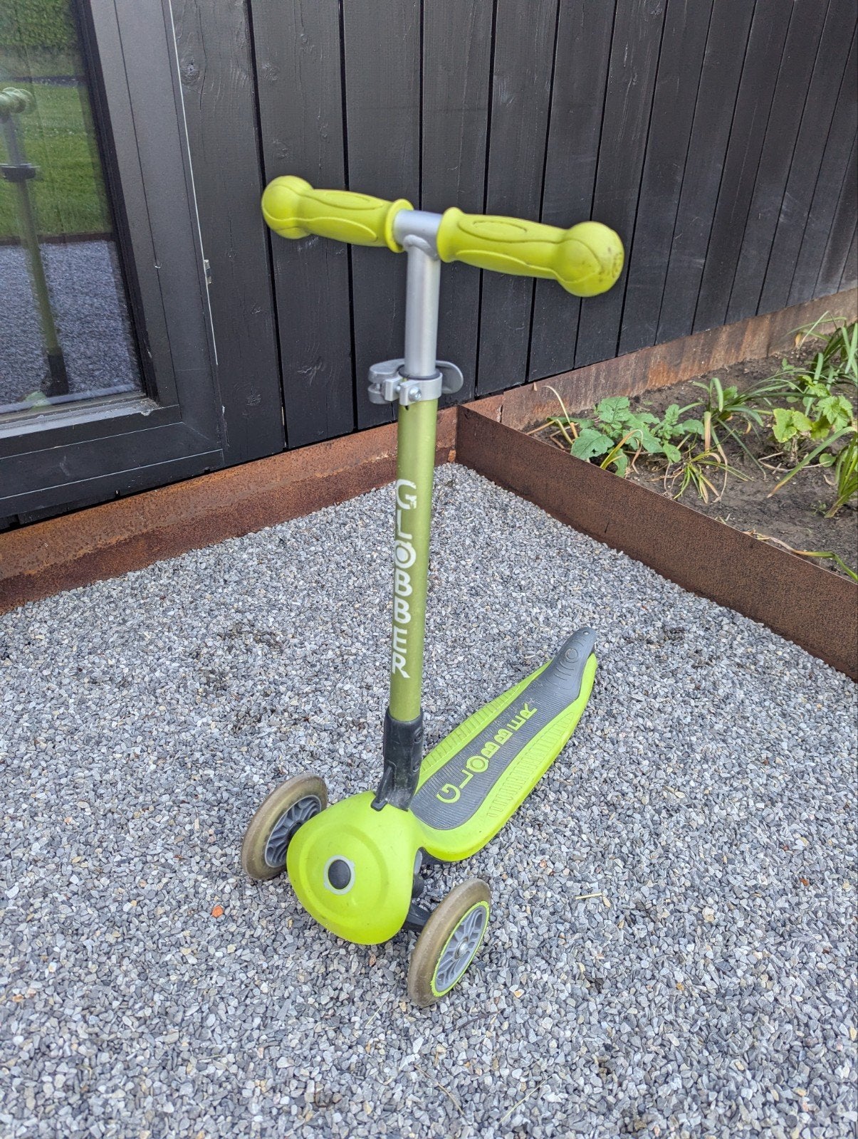 Globber step, Ophalen