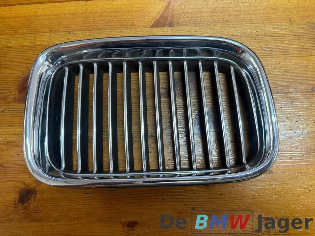 Grill rechts chroom BMW 3-serie E36, Auto-onderdelen, Gebruikt, Ophalen of Verzenden, BMW, BMW