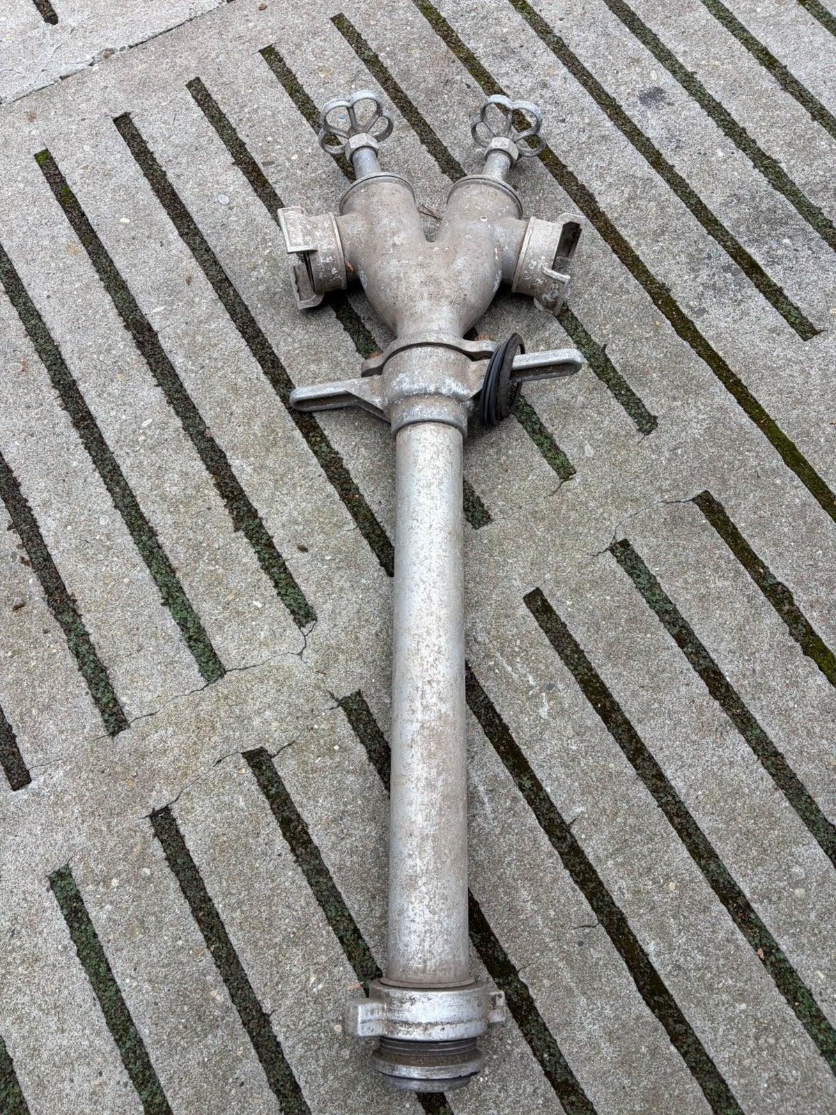 Bovengrondse hydrant met extra rubbers, Tuin en Terras, Ophalen, Zo goed als nieuw