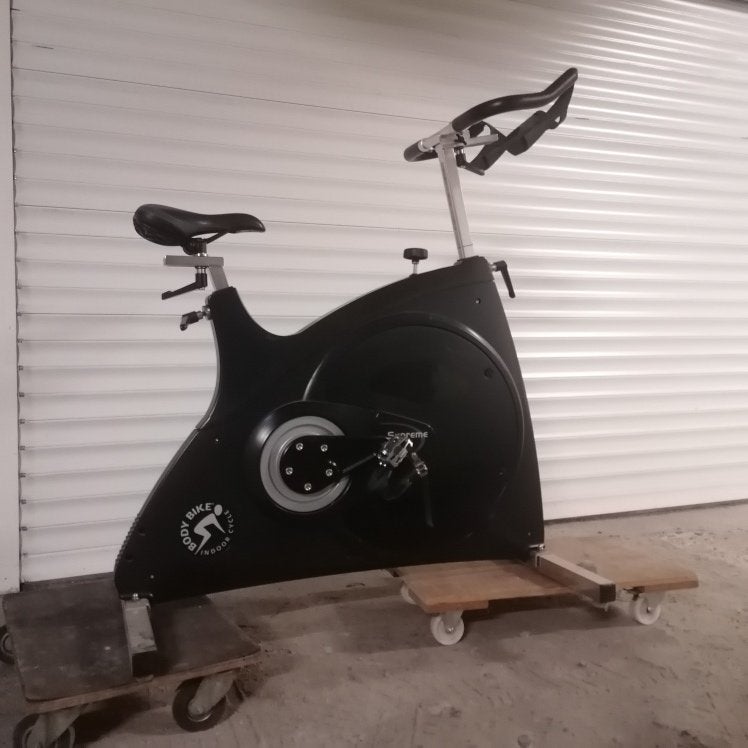 Spinning fiets, Sport en Fitness, Ophalen, Gebruikt, Metaal, Spinningfiets