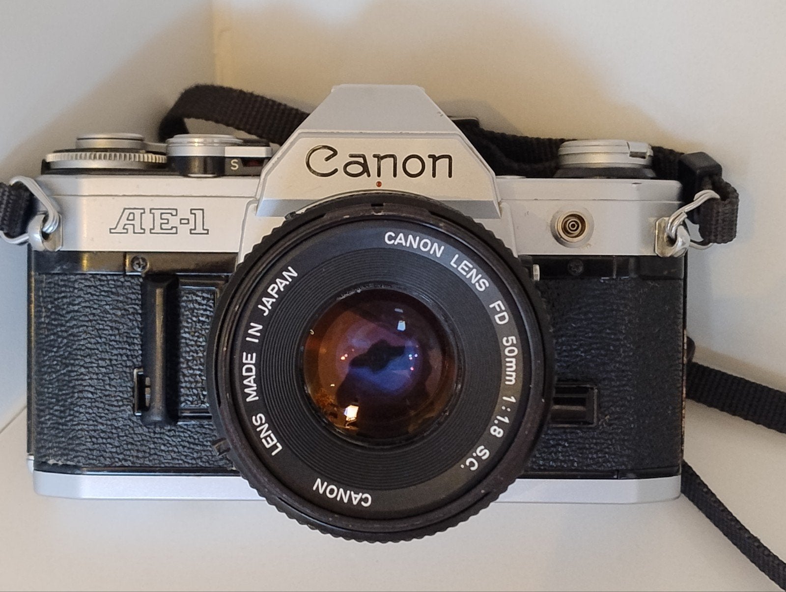 Canon AE1 Camera met een FD 50mm 1:1.8 S.C.lens+ draagriem, Ophalen of Verzenden, Gebruikt, Spiegelreflex, Canon