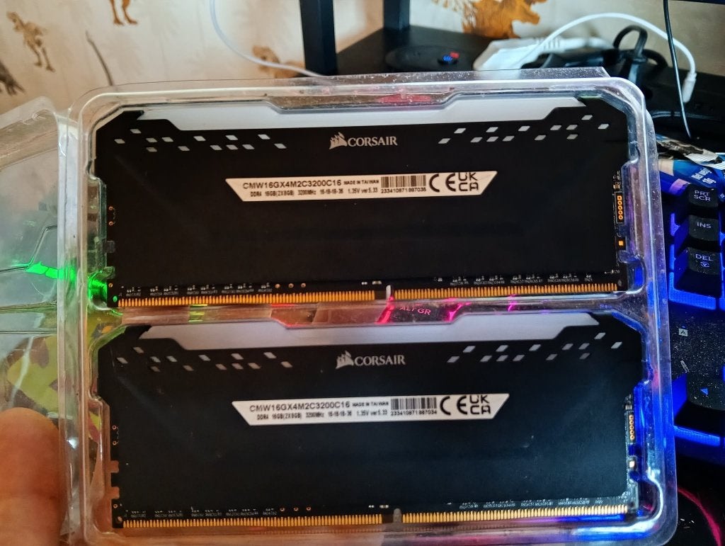 barrette de ram corsair vengeance rgb pro 32gb, Neuf, Gaming, Inconnu, Corsair