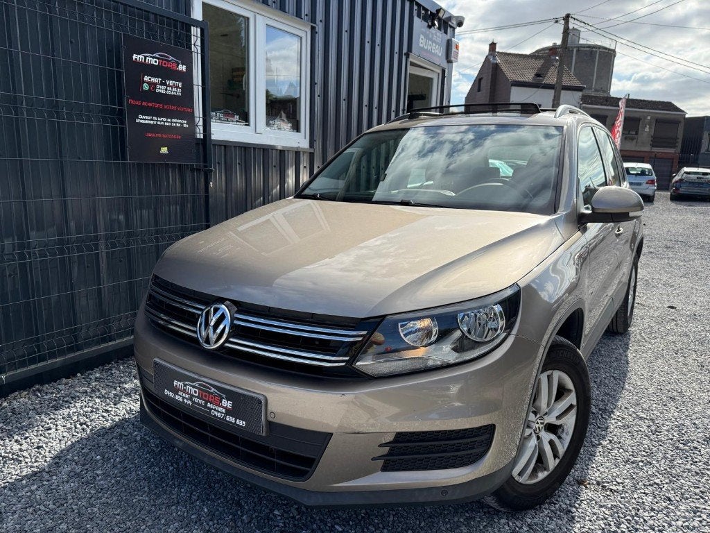 Volkswagen Tiguan 1.4 TSI/Degat Carrosserie/GPS/Panodak, Stof, Zwart, 4 cilinders, Beige
