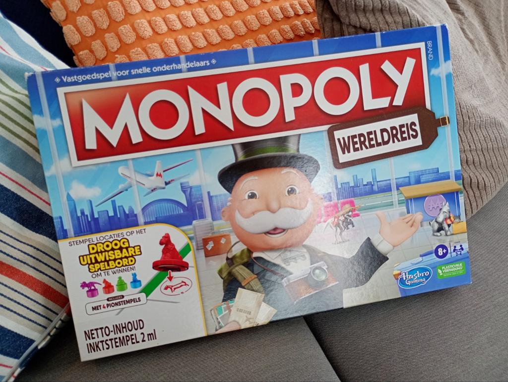 Monopoly wereldreis nieuw, Hobby en Vrije tijd, Gezelschapsspellen | Bordspellen, Ophalen of Verzenden