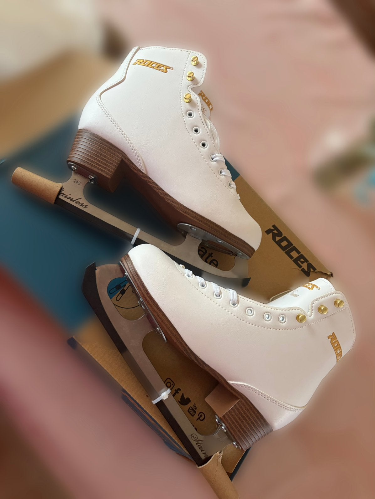Patins à glace ROCES, Neuf, Autres marques, Enlèvement ou Envoi, Patinage artistique