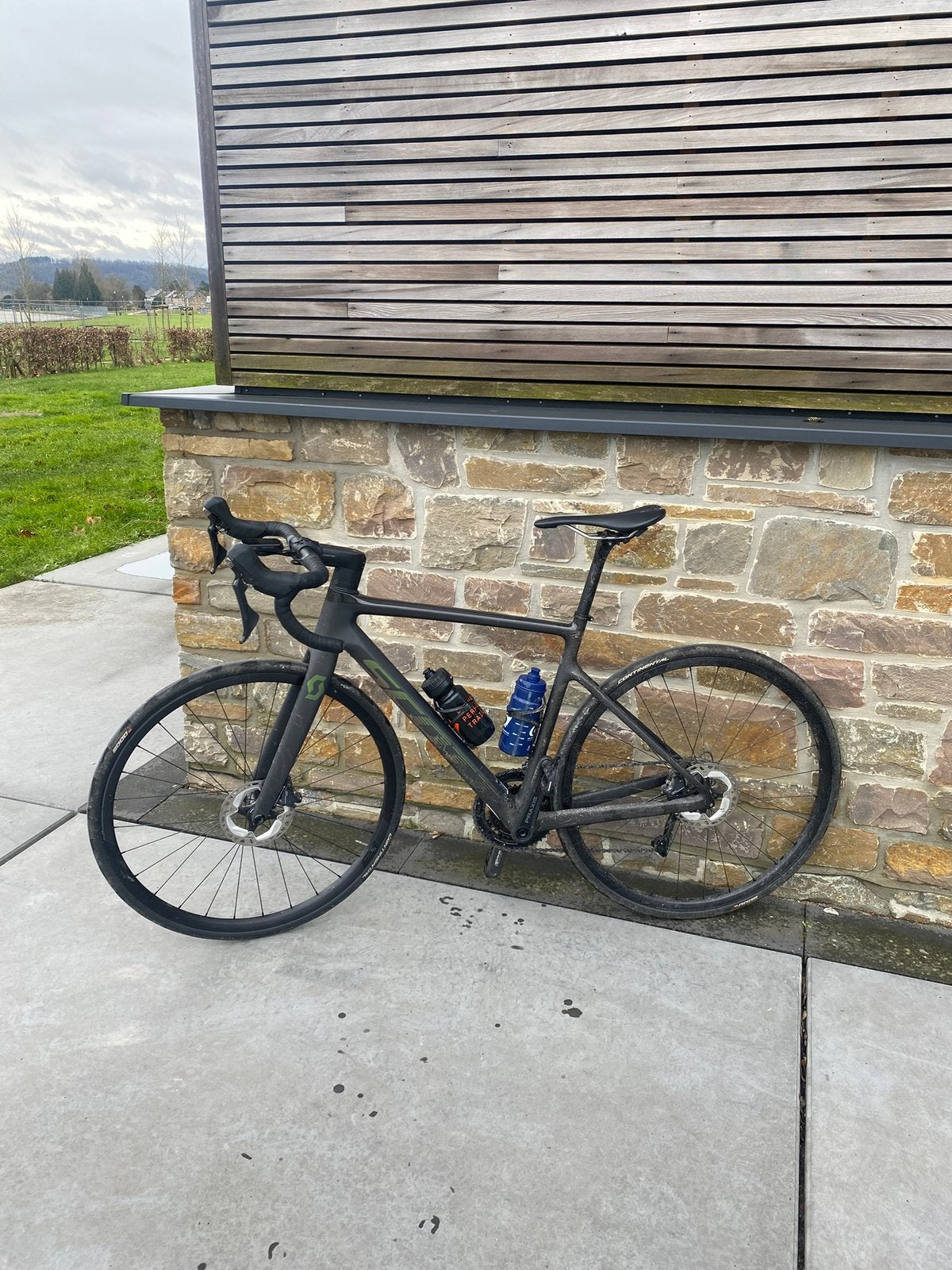 Velo route scott addict 20 taille S, Vélos & Vélomoteurs, Autres marques, Enlèvement, Utilisé, Plus de 20 vitesses