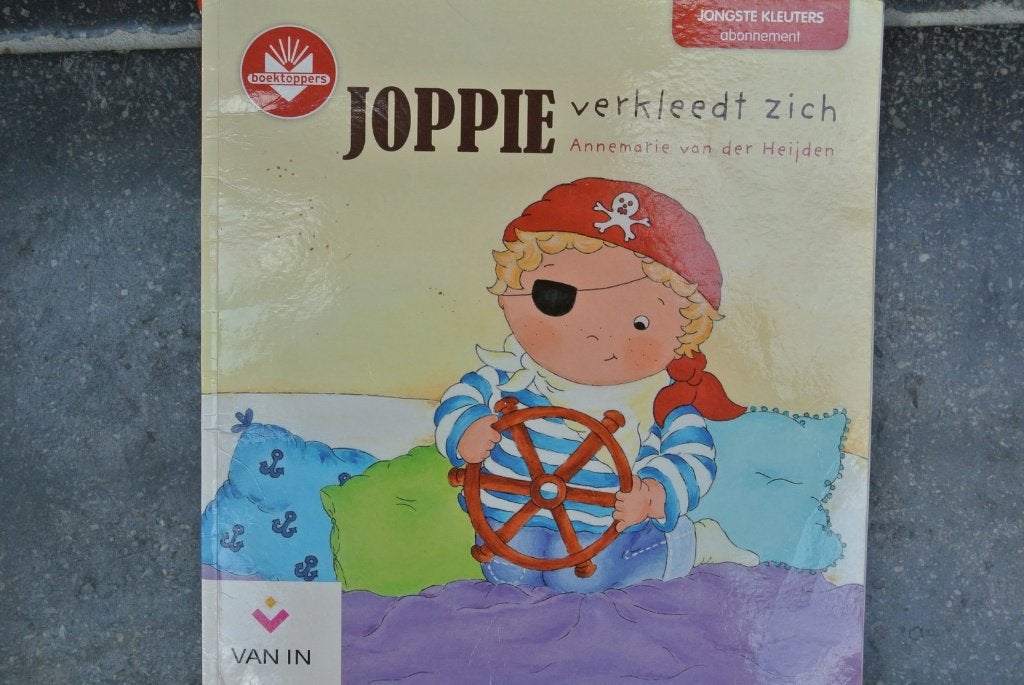Joppie verkleedt zich, Ophalen of Verzenden