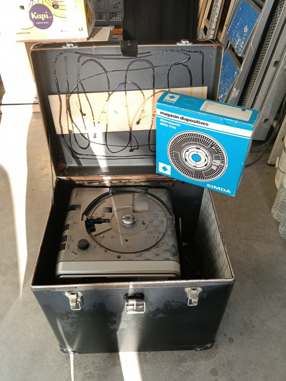 Vintage projector Caramate 3300. Volledig en werkend., Audio, Tv en Foto, Platenspelers, Ophalen