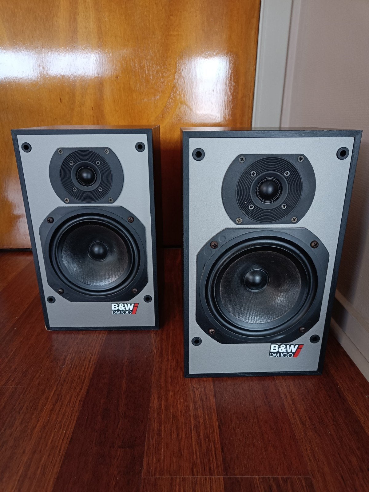 B&w dm100i, TV, Hi-fi & Vidéo, Enceintes, 60 à 120 watts, Enlèvement, Utilisé, Bowers & Wilkins (B&W)