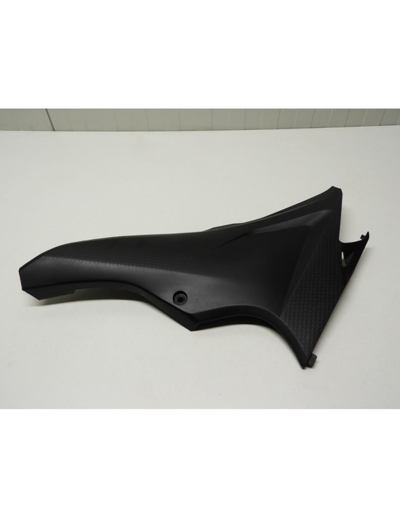 CBR500R 2012 - 2015 Honda Cover Cover onder tank D1-43623